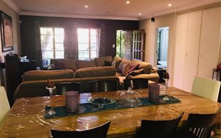 3 Bedroom Simplex in Wierda Park