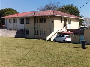 3 Bed Townhouse in Crown Gardens
