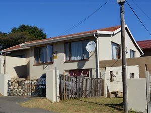 5 Bed House in Austerville