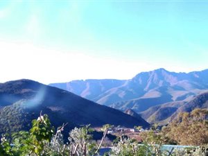 1487 m² Land available in De Rust