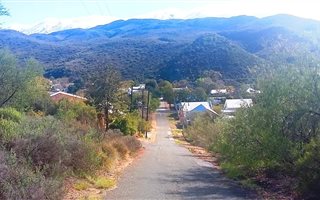 1487 m² Land available in De Rust
