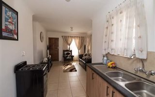 2 Bedroom House in Eden Park