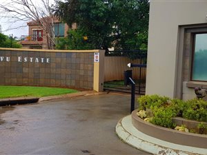 4 Bed House in Ruimsig