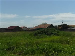 649 m² Land available in Meyerton Park