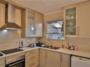 3 Bed Townhouse in Quellerina