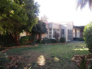 3 Bed House in Zakariyya Park