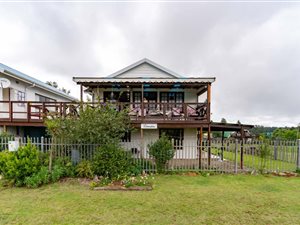 3 Bed House in Kaapschehoop