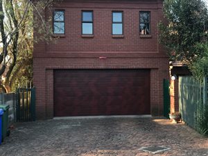 1 Bed Apartment in Thornhill Estate