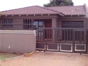 3 Bed House in Doornkop