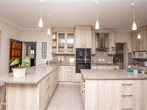 4 Bedroom House in Zevenwacht Country Estate