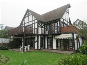 5 Bedroom House in Hillcrest Central