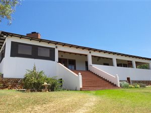 4.3 ha Farm in Sterkfontein and surrounds