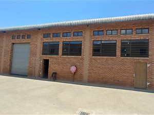 200 m² Industrial space in Springfield Park