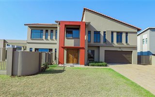 4 Bedroom House in The Meadows at Hazeldean