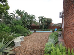 3 Bed Townhouse in Hayfields