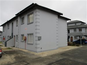 2 Bed Townhouse in Crystal Park