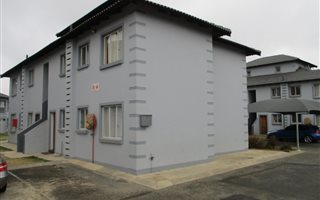 2 Bedroom Townhouse in Crystal Park
