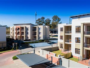 2 Bed Townhouse in Douglasdale