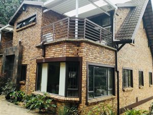 3 Bed House in Padfield Park