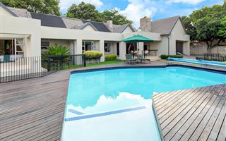 4 Bedroom House in River Club