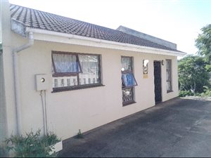 3 Bed House in Newlands West