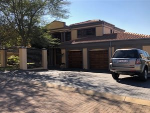 3 Bed House in Featherbrooke Estate