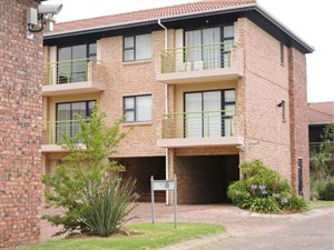 2 Bed Apartment in Grahamstown Central