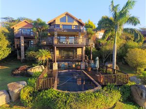 5 Bed House in White River Country Estate