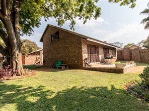 3 Bed House in Lynnwood Glen