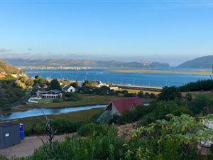458 m² Land available in Kanonkop