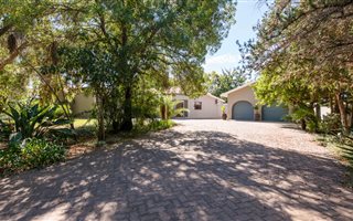 5 Bedroom House in Oudtshoorn