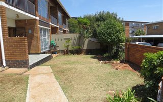 4 Bedroom Townhouse in Florida Park