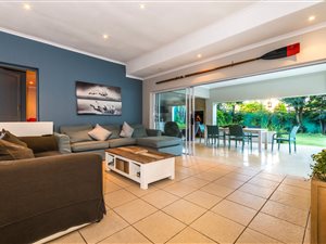 4 Bed House in Blairgowrie
