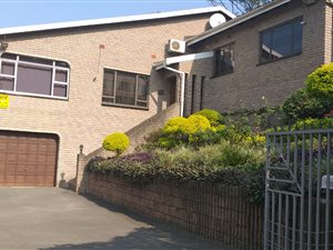 3 Bed House in Sea Cow Lake