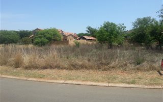 1200 m² Land available in Buffelspoort