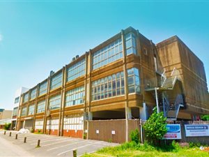 Commercial space in Mayville