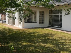 3 Bedroom House in Erasmia