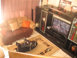 2 Bed Apartment in Evander
