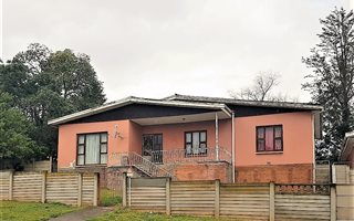 4 Bedroom House in Fairbridge Heights