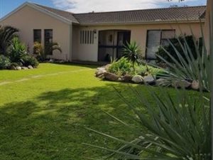 4 Bed House in Die Bos