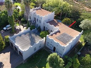 5 Bed House in Panorama