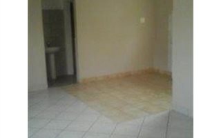 1 Bedroom House in Nimrod Park