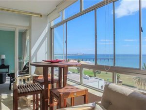 2 Bed Apartment in Summerstrand