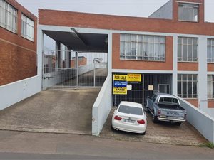 693 m² Industrial space in Park Hill