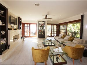 4 Bed House in Salt Rock