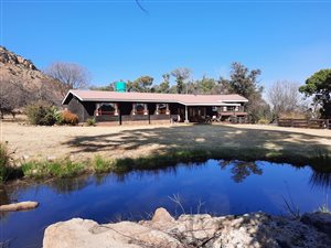 92 ha Farm in Dullstroom