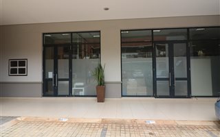 513 m² Commercial space in New Town Centre