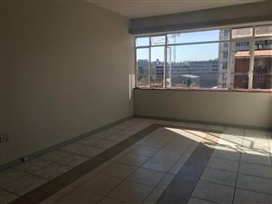 2 Bed Apartment in Sunnyside