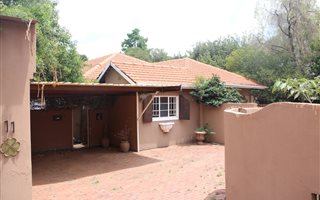 3 Bedroom House in Bramley