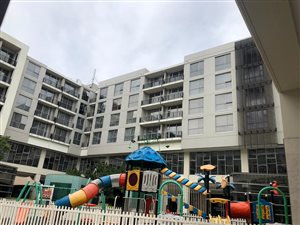 400 m² Commercial space in Bedfordview